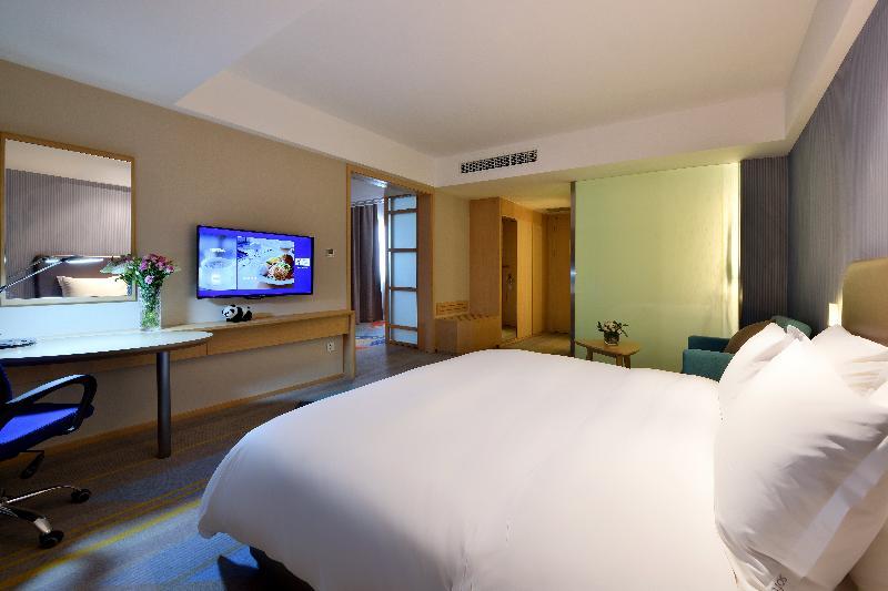 Holiday Inn Express Chengdu Tianhe Exteriör bild